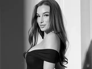 Streamate Sex Cam of KylieV