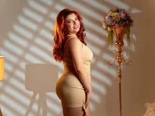 Streamate Free Porn Cam of RenataWalls