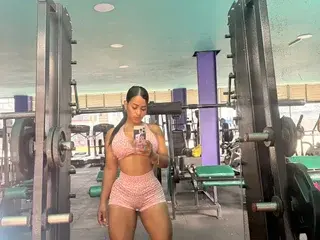 Streamate Live Porn of AlishaCox