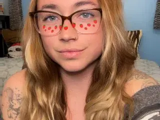 Streamate Nude Webcam of SkyJonesXO