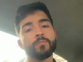 Streamate Free Live Porn of HarryDavidsonnXX