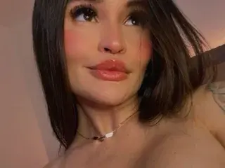 Streamate Nude Webcam of Mia_Santa