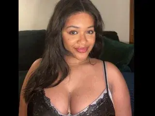 Streamate Free Live Porn of Hazelvalentine