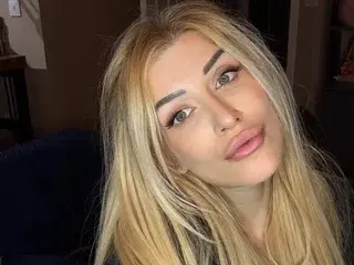 Streamate Adult Video Chat of Molly_Johnson