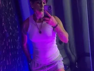 Streamate Sex Cam of ZhoeSexyGirl
