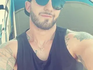 Streamate Free Porn Cam of PearlPenisPeppi