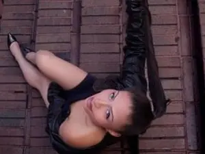 Streamate Sex Cam of AliceBlack97
