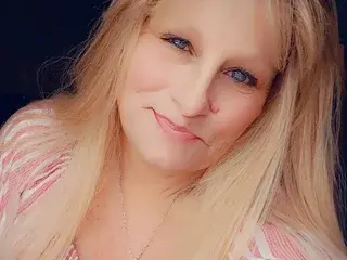 Streamate Watch Live Sex Cams of SxySusan