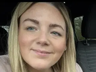 Streamate Sex Cam of GoldenHourGirl