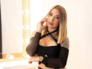 Streamate Adult Webcam of AlessaMills