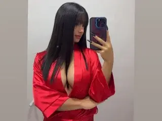 Streamate Free Live Porn of MiaThomsommm