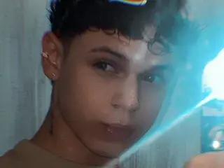 Streamate Adult Video Chat of MykelCanDo