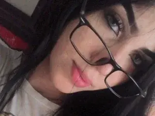 Streamate Nude Webcam of Camelyhott