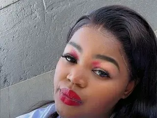 Streamate Nude Webcam of RoyalMassiveAss