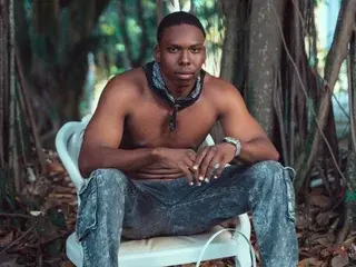 Streamate Live Sex Cam of mike_aly