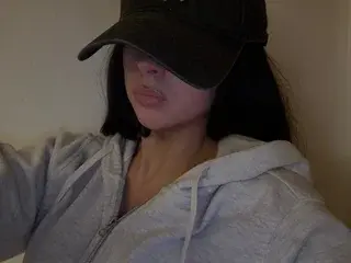 Streamate Free Porn Cam of SweetScarletteUK