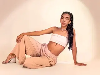 Streamate Free Live Porn of Veronica_Hottiee