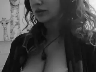 Streamate Private Sex Chat of KelliAsstronomi