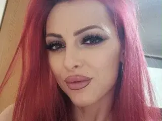 Streamate Live Porn of LxyRosse