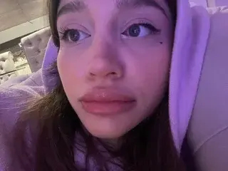 Streamate Nude Webcam of NatallieLynn