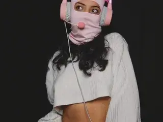 Streamate Watch Live Sex Cams of MIA_22