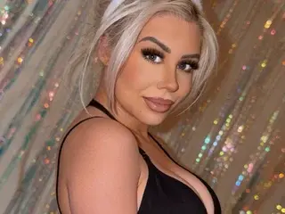 Streamate Free Porn Cam of xAmberHeartx
