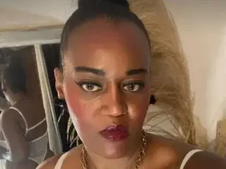 Streamate Free Live Porn of Lirarusso