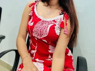 Streamate Free Porn Cam of Heavanqueen