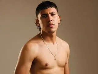 Streamate Sex Cam of Robisson_Zaack