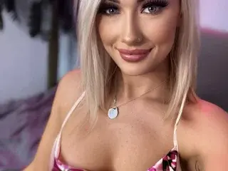 Streamate Live Sex Cam of Lucybrookess