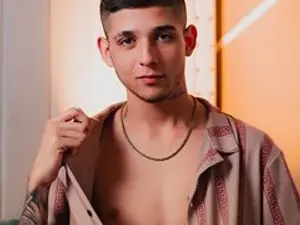 Streamate Live Sex of MathewBoy51
