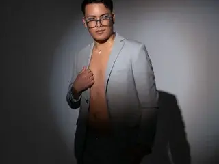 Streamate Live Sex of JohnBelRose