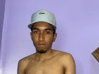 Streamate Adult Video Chat of RickeyngySweet