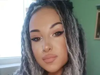 Streamate Free Live Porn of sierra_quinn