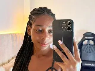 Streamate Free Live Porn of PixzyMartinez