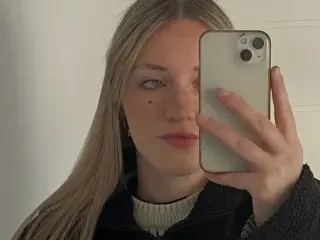 Streamate Private Sex Chat of EvelynBlond
