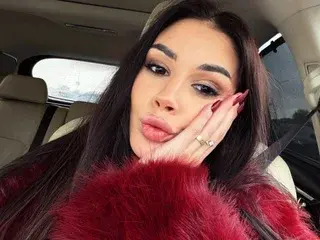 Streamate Watch Live Sex Cams of hottfallingdevil