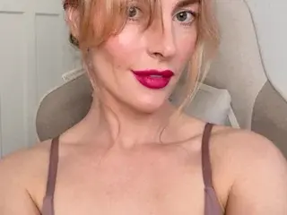 Streamate Watch Live Sex Cams of GoddessAmberD