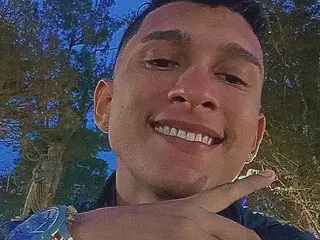 Streamate Free Live Porn of Erickhottx