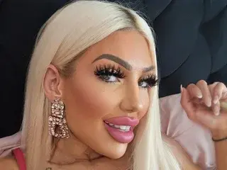 Streamate Private Sex Chat of BritishTastyCherryxo