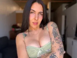 Streamate Live Sex Cam of LolaThebaddie
