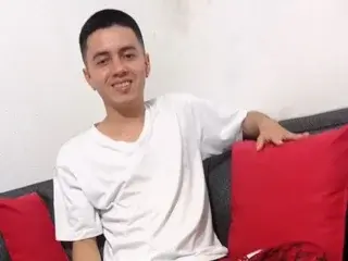 Streamate Live Sex Cam of AndresAlameda