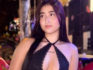 Streamate Watch Live Sex Cams of BellaKross