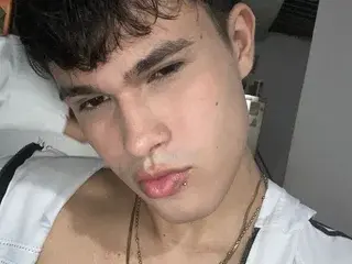 Streamate Free Porn Cam of EdwinBoys