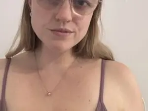 Streamate Free Live Porn of BustyKellyXXX