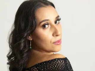 Streamate Adult Webcams of Bella_Brownn