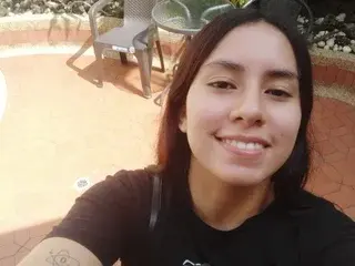 Streamate Watch Live Sex Cams of MiaaDesiree