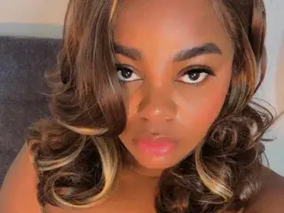 Streamate Watch Live Sex Cams of Mia_briit