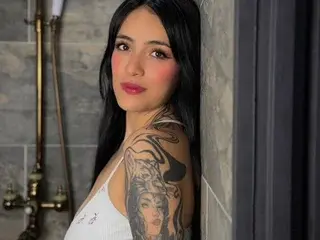 Streamate Live Porn of NICOLL_EVANSS