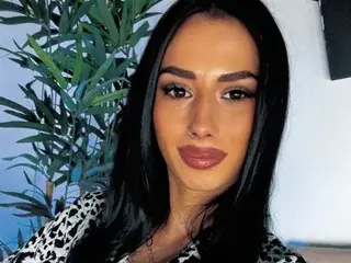 Streamate Sex Chat of TiaCyrrus